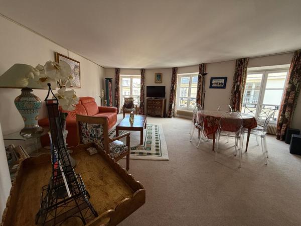 Appartement Paris 3 pièce(s) 82.54 m2