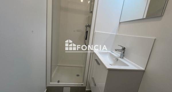 Location Appartement 3 pièces 83.21 m² - Créteil 94000