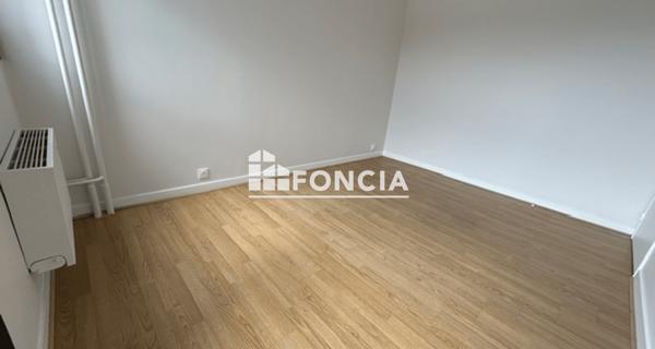 Location Appartement 3 pièces 83.21 m² - Créteil 94000