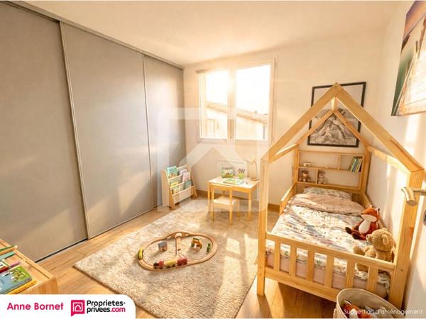 Maison 4 pièces 72,50 m2 avec jardin & parking privatifs, piscine