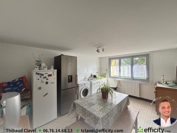 Maison
         6 pièces
        - 151 m² 235 000 € *