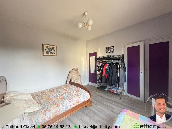 Maison
         6 pièces
        - 151 m² 235 000 € *