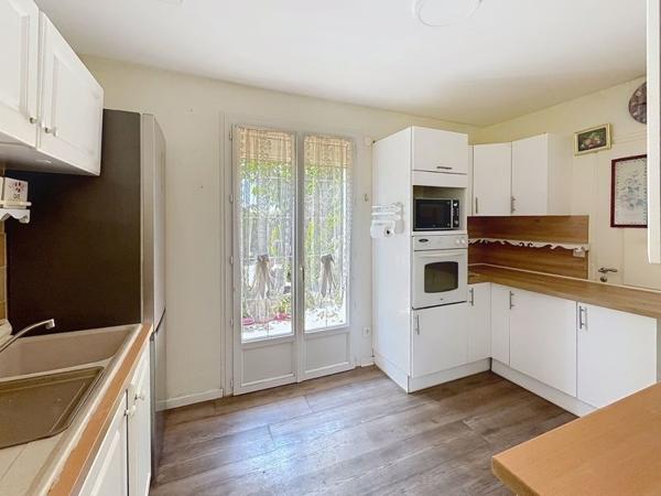 Maison 452 790 € Latresne 5 p 127 m² DPE D