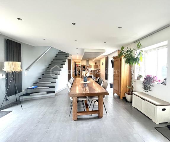 Maison de 260 m²