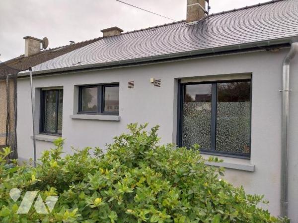 VITRE. Dans lotissement calme, maison Type 4 d'environ 82 m2 Hab. sur terrain de 271 m2. Séjour...