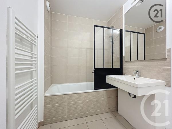 Appartement F3 à vendre  3 pièces - 66,10 m2 BRIE COMTE ROBERT - 77