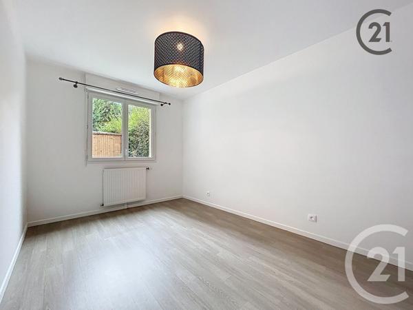 Appartement F3 à vendre  3 pièces - 66,10 m2 BRIE COMTE ROBERT - 77