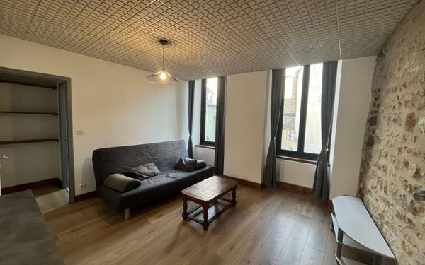 Appartement à louer    3 pièces • 44 m2 Mende