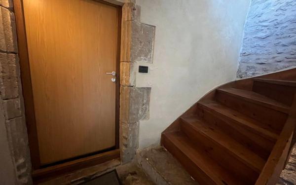 Appartement à louer    3 pièces • 44 m2 Mende