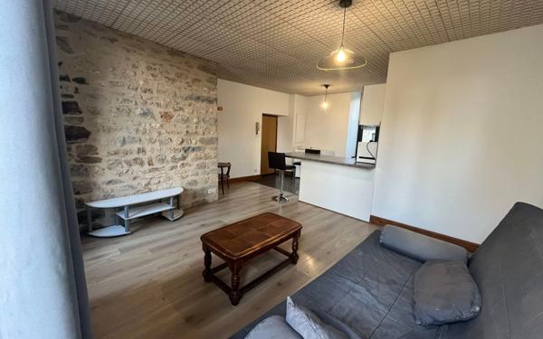 Appartement à louer    3 pièces • 44 m2 Mende