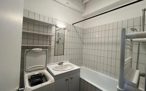 Appartement à louer    3 pièces • 44 m2 Mende