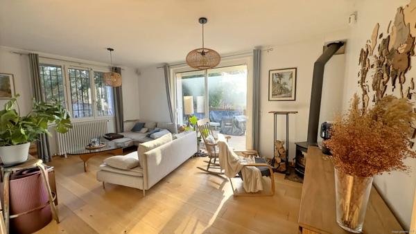 Villa familiale de standing dans un environnement privilégié