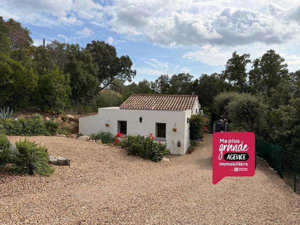Maison  individuelle 43 m2 sur terrain de 520 m2 -  20144 Sainte Lucie De Porto Vecchio - CORSE DU SUD - FRANCE