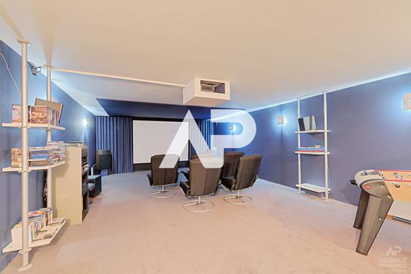 Maison Rueil Malmaison 7 pièce(s) 159m2 €1 250 000 ** - Référence 19741