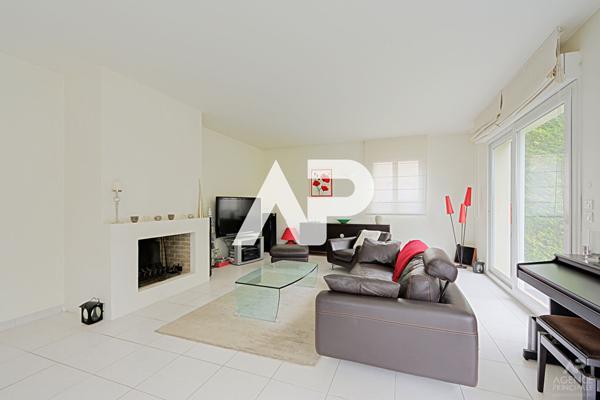 Maison Rueil Malmaison 7 pièce(s) 159m2 €1 250 000 ** - Référence 19741