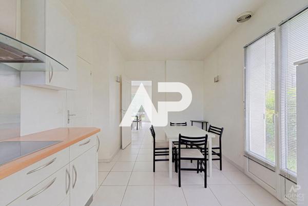 Maison Rueil Malmaison 7 pièce(s) 159m2 €1 250 000 ** - Référence 19741