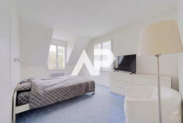 Maison Rueil Malmaison 7 pièce(s) 159m2 €1 250 000 ** - Référence 19741