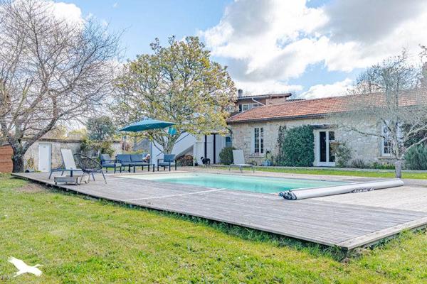 Maison à vendre |  Sadirac |  6 pièces | 188 m²
