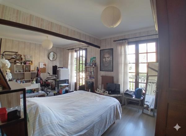 MAISON FAMILIALE 138 m² - 3 CHAMBRES, PARC 3000 m² - OPPORTUNITÉ RÉNOVATION - BRIE (16590) - Proche Angoulême