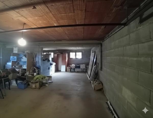 MAISON FAMILIALE 138 m² - 3 CHAMBRES, PARC 3000 m² - OPPORTUNITÉ RÉNOVATION - BRIE (16590) - Proche Angoulême