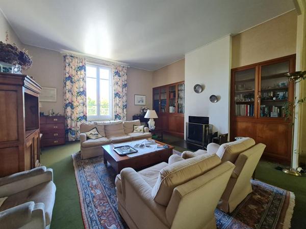 LA ROCHELLE quartier LA GENETTE  MAISON BOURGEOISE 265 m² avec JARDIN