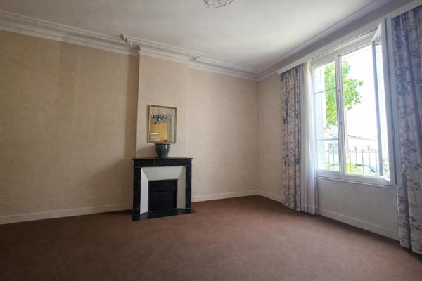 LA ROCHELLE quartier LA GENETTE  MAISON BOURGEOISE 265 m² avec JARDIN