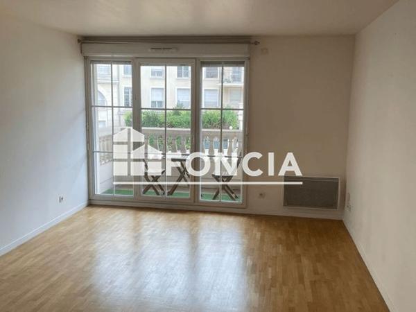 Location Appartement 3 pièces 71.79 m² - 9 AVENUE DES ALLIES Le Plessis Robinson 92350