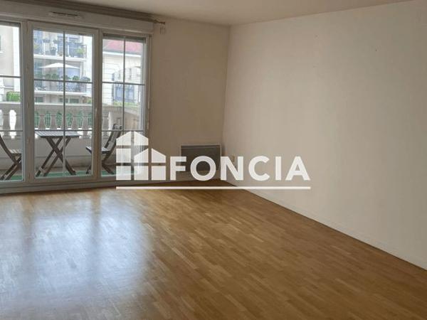 Location Appartement 3 pièces 71.79 m² - 9 AVENUE DES ALLIES Le Plessis Robinson 92350