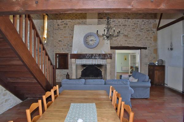 Propriété les Eyzies De Tayac Sireuil 297 m2