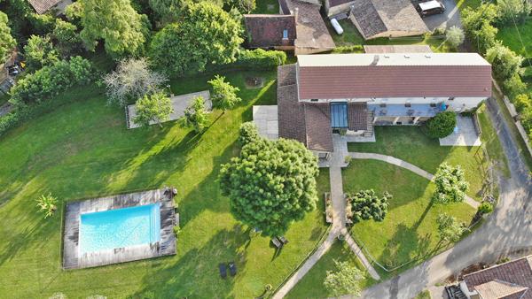 Propriété les Eyzies De Tayac Sireuil 297 m2