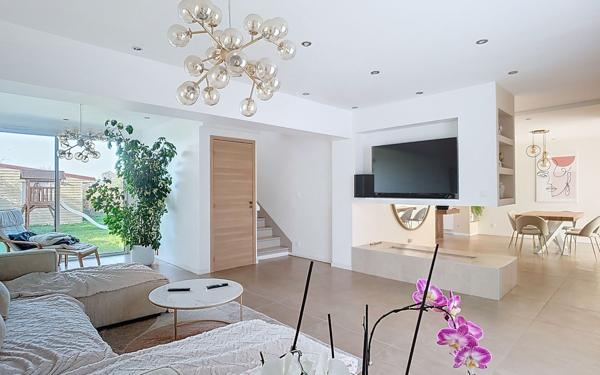 Maison à vendre    6 pièces • 150 m2 Bouguenais