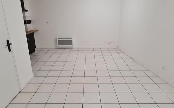 Appartement à louer    1 pièce • 28,42 m2 Tourcoing