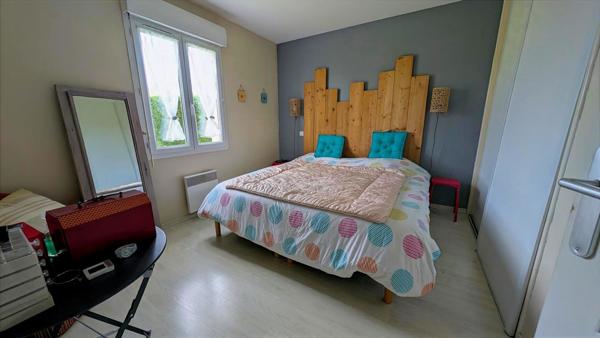 MAISON de PLAIN-PIED - 3 Chambres.94 m². Marcillac (33860)