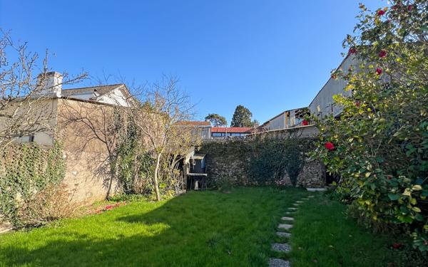 Maison à vendre    5 pièces • 121,51 m2 Nantes