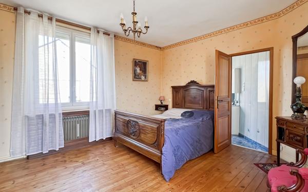 Maison à vendre    5 pièces • 121,51 m2 Nantes