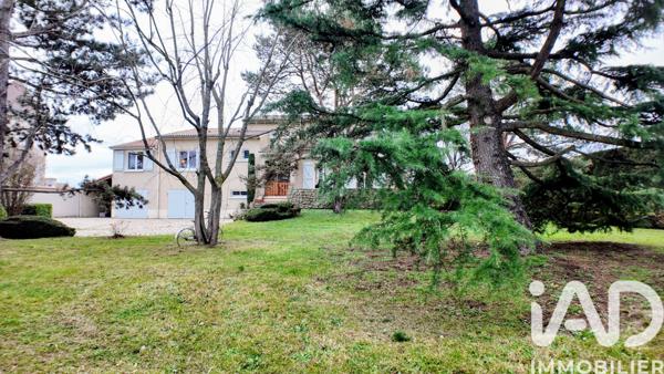 Maison à vendre 8 pièces 180 m² Veauche