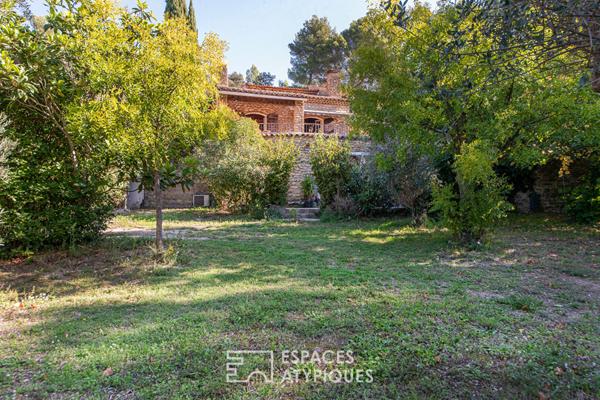 Authentique maison en pierre au coeur de la nature provençale – Salon-de-Provence