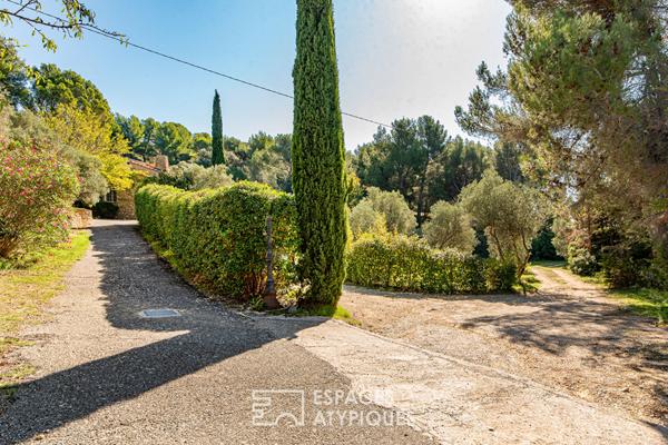 Authentique maison en pierre au coeur de la nature provençale – Salon-de-Provence