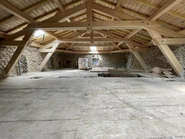 Maison à vendre à Saint-Martin-d'Août (26330)