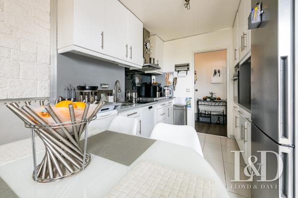 COUP DE COEUR - VUE DEGAGEE AVEC BALCON