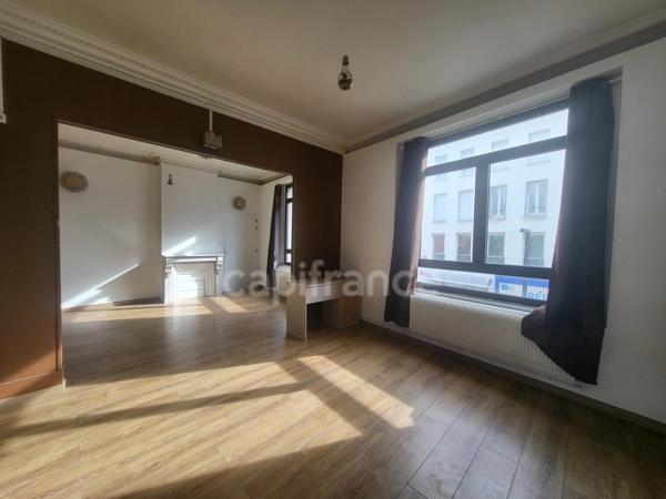 ***Le Havre-Marechal Joffre***idéal investisseur***Triplex de 158m², Dpe C, copropriété bénévole (43€ de charges/m) avec 5 chambres et 5 salles de douche***