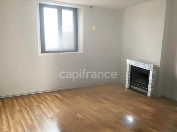 ***Le Havre-Marechal Joffre***idéal investisseur***Triplex de 158m², Dpe C, copropriété bénévole (43€ de charges/m) avec 5 chambres et 5 salles de douche***
