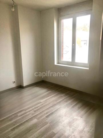 ***Le Havre-Marechal Joffre***idéal investisseur***Triplex de 158m², Dpe C, copropriété bénévole (43€ de charges/m) avec 5 chambres et 5 salles de douche***