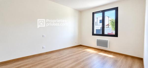 Maison Neuve  Saint Cyprien 4 pièces de 106 m2