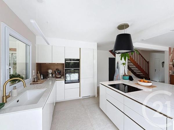 Maison à vendre  7 pièces - 202,36 m 2   LA BAULE  - 44