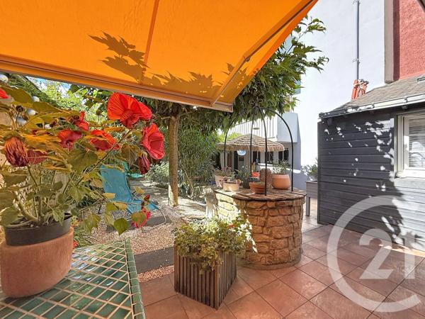Maison à vendre  7 pièces - 202,36 m 2   LA BAULE  - 44