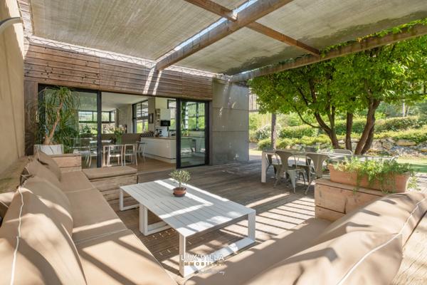 Montpellier (34000) Villa d’architecte d’exception – Domaine privé