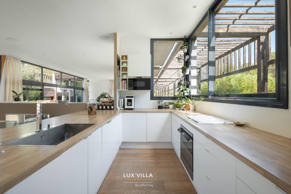 Montpellier (34000) Villa d’architecte d’exception – Domaine privé