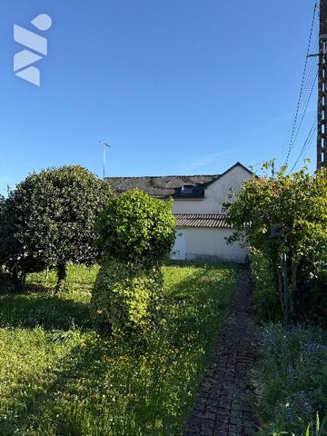 Idéalement située à seulement 500 mètres du centre-ville de Châteaubriant