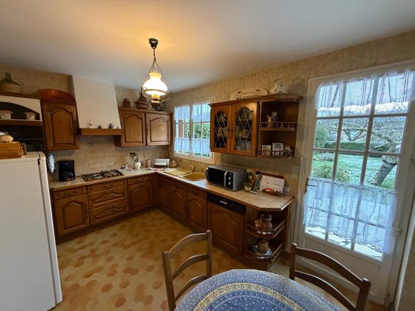 MAISON 4 CHAMBRES - GARAGE - TERRAIN